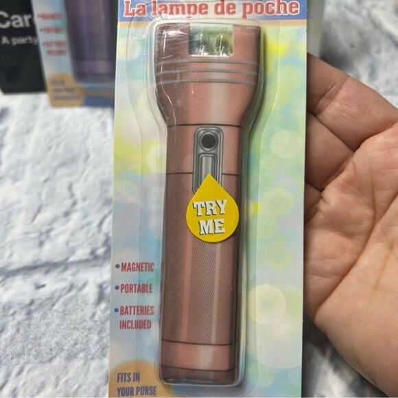 Magnetic thin flat flashlight -  - 1 Flashlight Only Hot Pink Left! - Picture 8 of 11